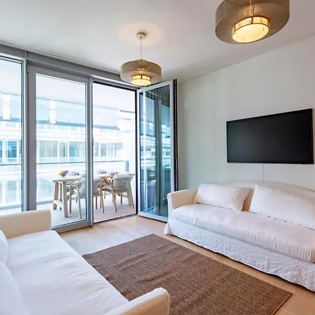 Sea View Waterfront - Happy Apartment *