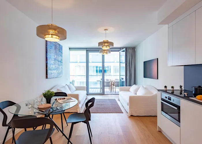 Apartment Sea View Waterfront - Happy